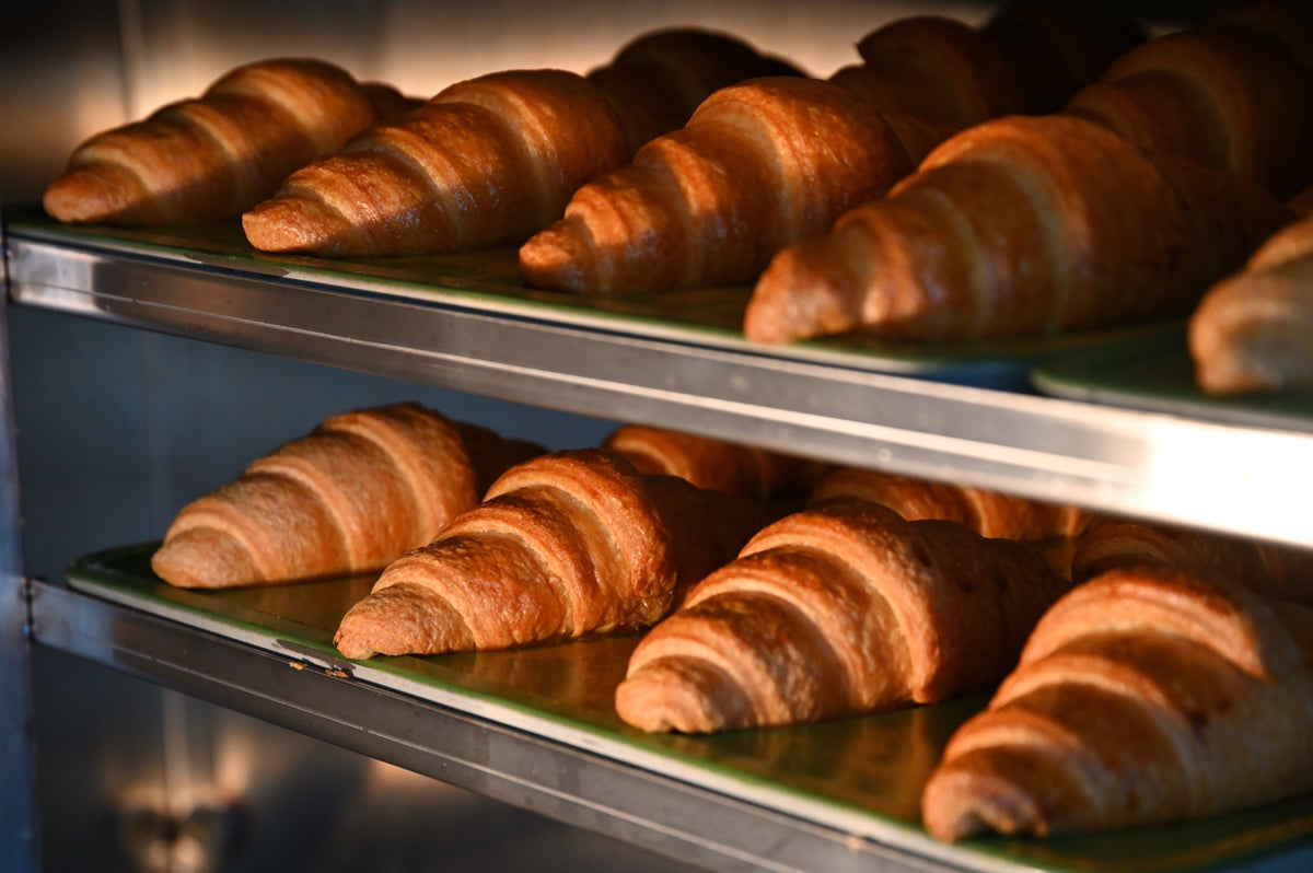Cornetti Novaria dorati nel forno